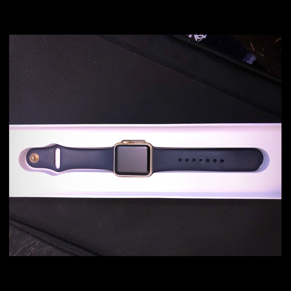 Apple Watch Series 1 38mm Gold Case/Midnight Blue